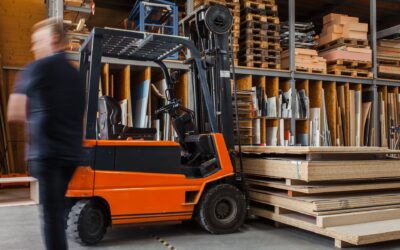 Learn about the kitting process, the solution to warehouse problems.